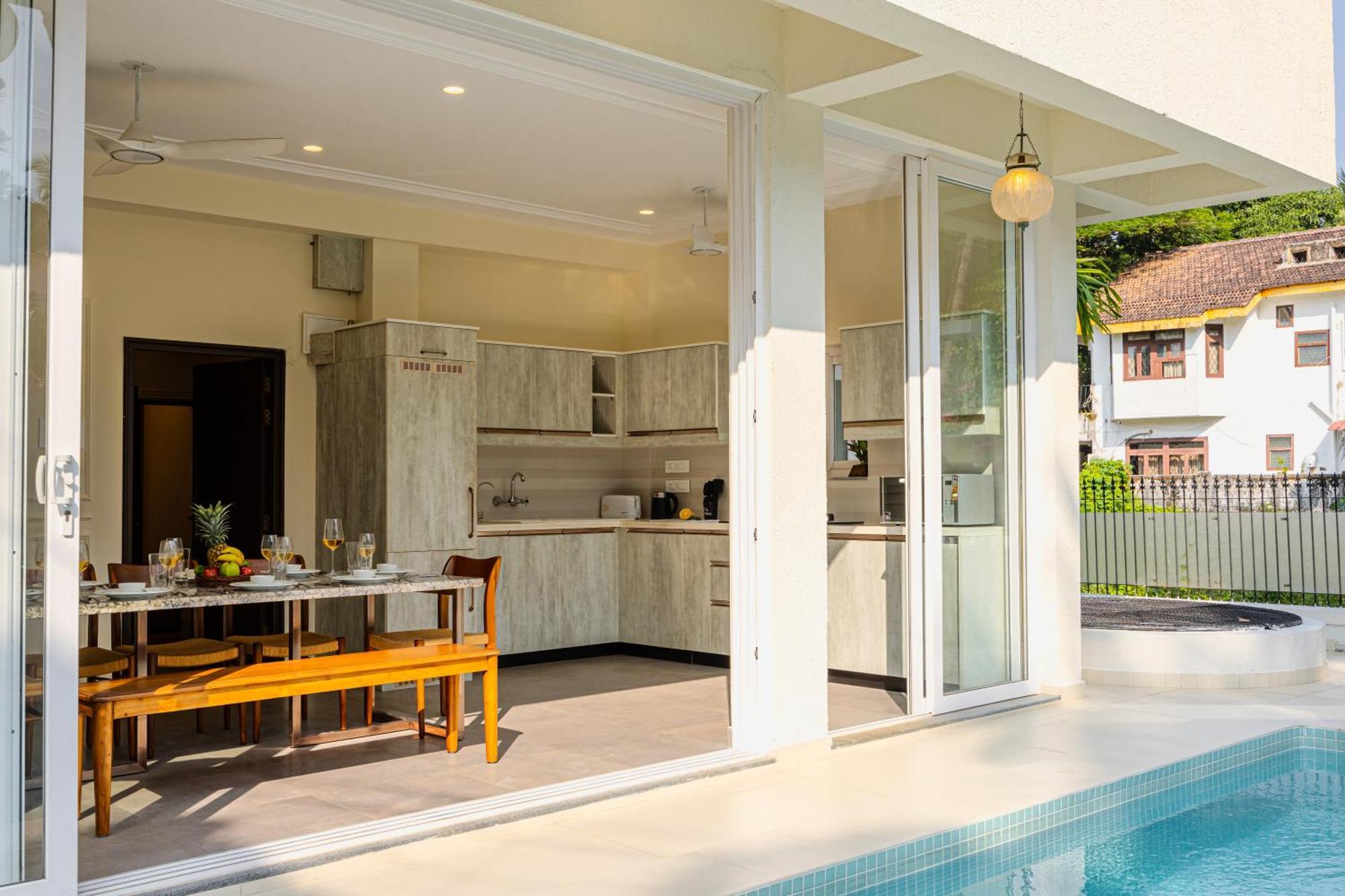 Elivaas 4 Bhk Villa Near Beach With Private Pool & Bar - Casa Boa Vida Candolim Exteriér fotografie