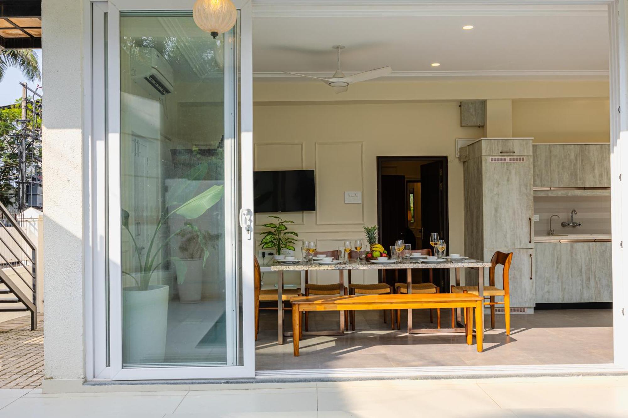 Elivaas 4 Bhk Villa Near Beach With Private Pool & Bar - Casa Boa Vida Candolim Exteriér fotografie