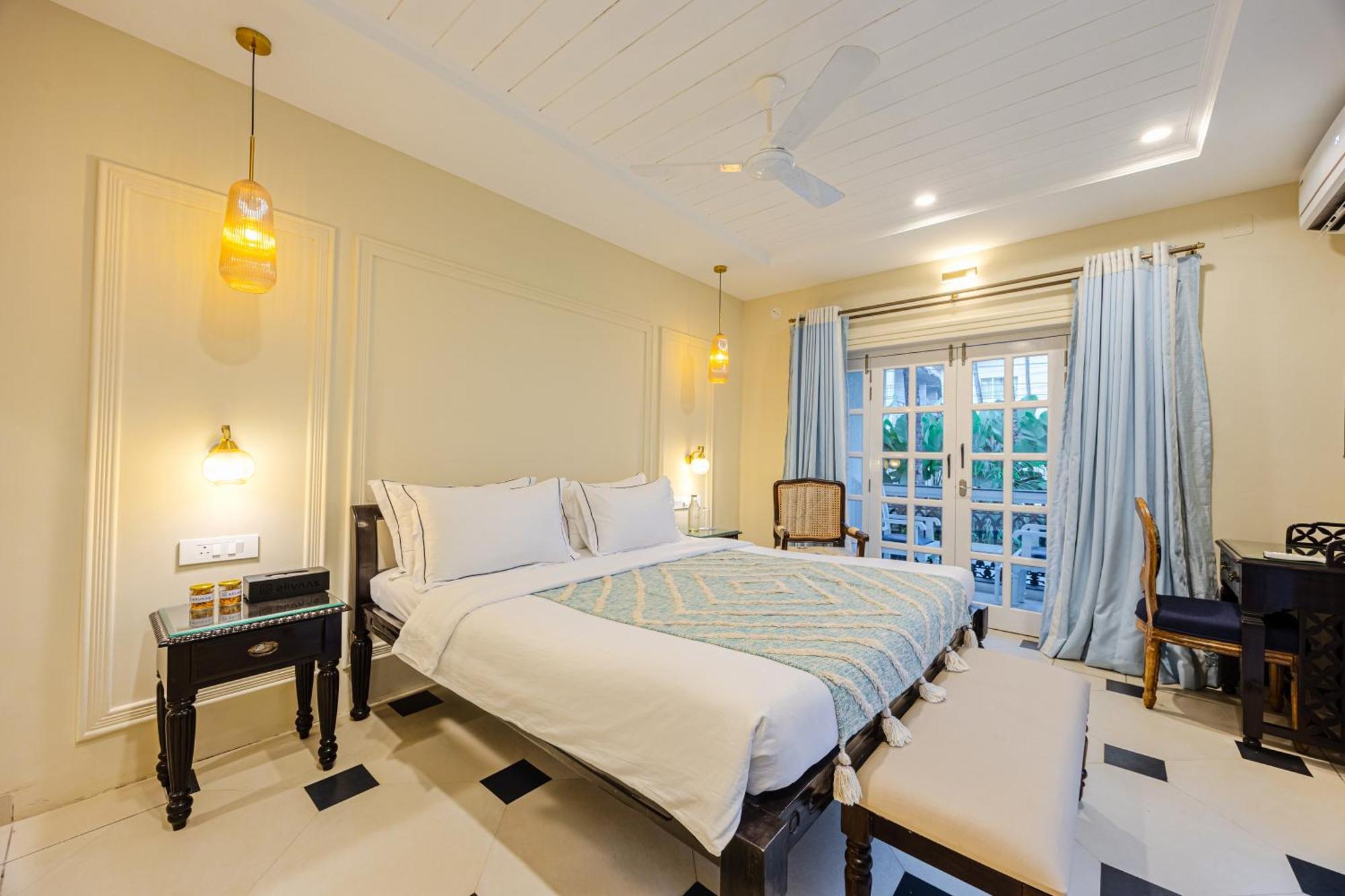 Elivaas 4 Bhk Villa Near Beach With Private Pool & Bar - Casa Boa Vida Candolim Exteriér fotografie