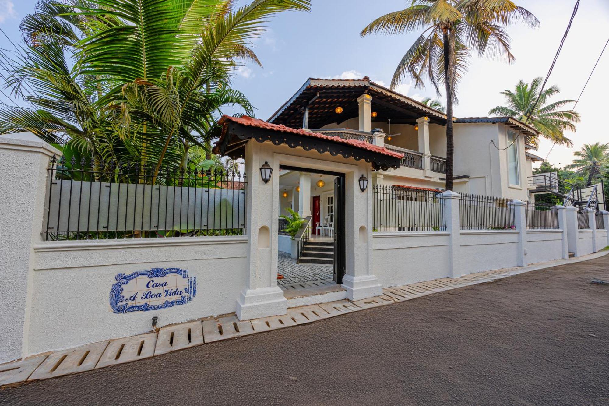 Elivaas 4 Bhk Villa Near Beach With Private Pool & Bar - Casa Boa Vida Candolim Exteriér fotografie